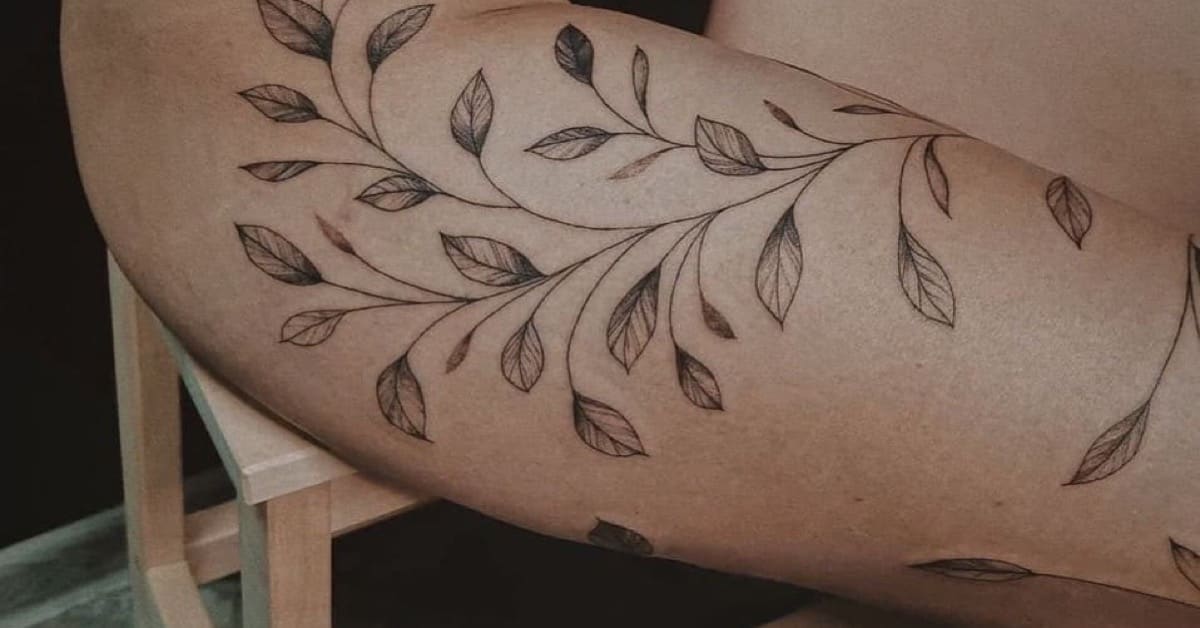 tatuagens elegantes nas pernas